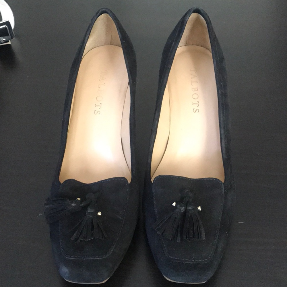 Talbots black suede tassel heels! Size 6.5!